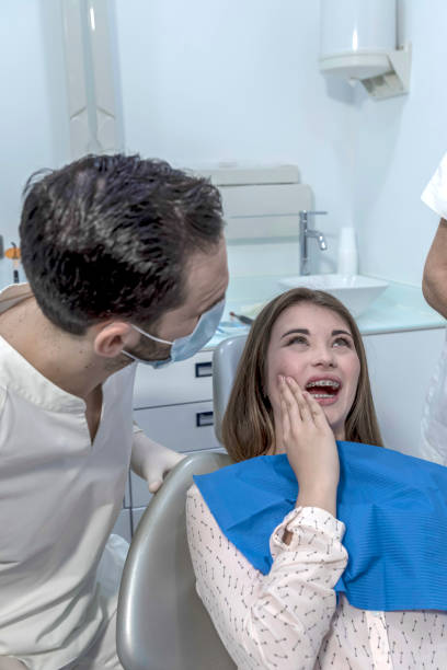 Best Emergency Wisdom Teeth Removal in Fairfield University, CT